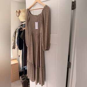 NWT Neuflora Small Tan Floral Carolina Maxi Dress